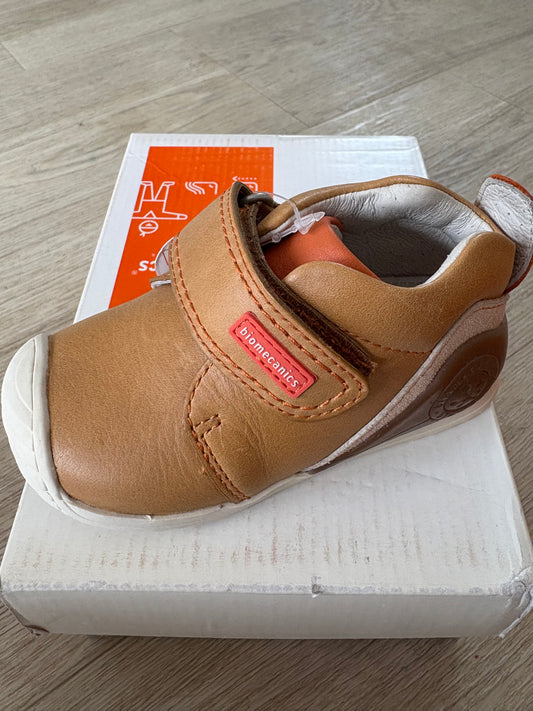 Biomecanics Halbschuh - beige