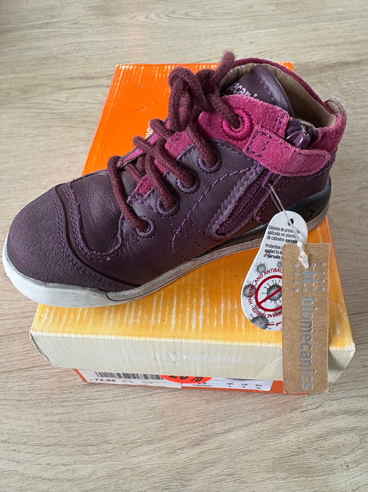 Halbhoher Lederschuh von Biomecanics - violett